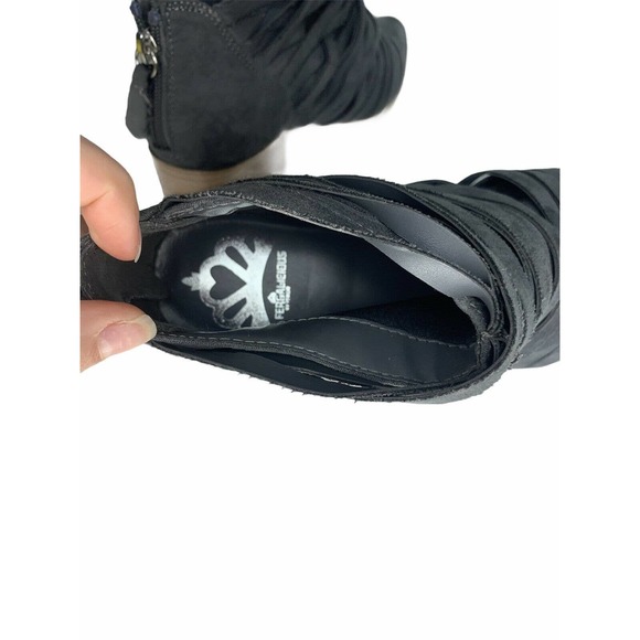 Fergalicious Iggy Ankle Bootie suade grey 6 NEW - Picture 4 of 5